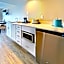 Commander Hotel & Suites