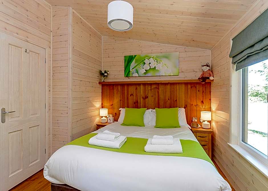 Hazelhurst Lodges