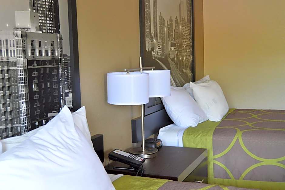 Super 8 by Wyndham Stockbridge