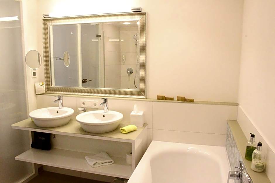 Taome Feng Shui Stadthotel Breisgau