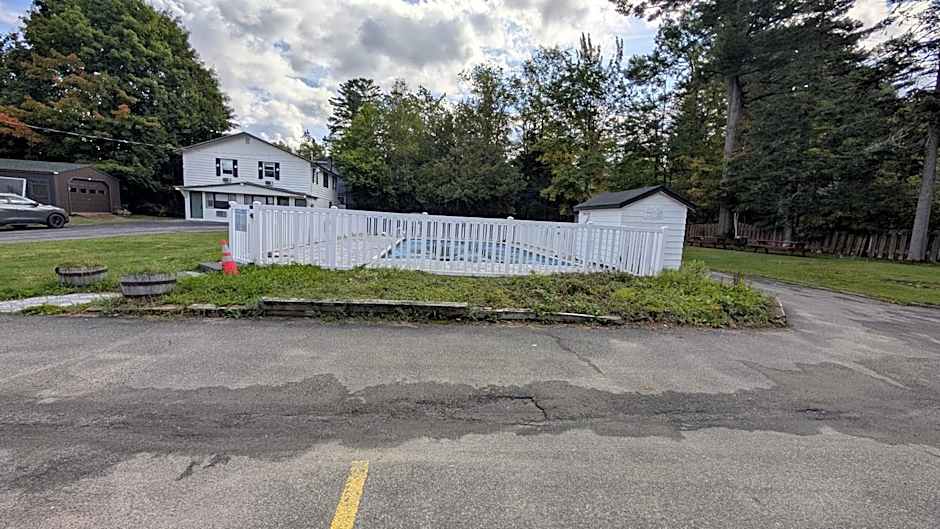 Maple Leaf Inn Lake Placid