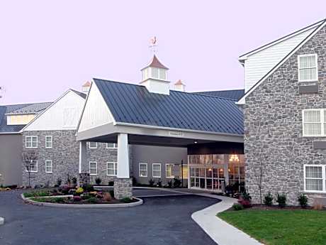Amish View Inn & Suites