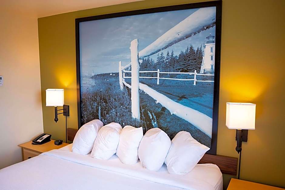 Super 8 by Wyndham Amherst NS