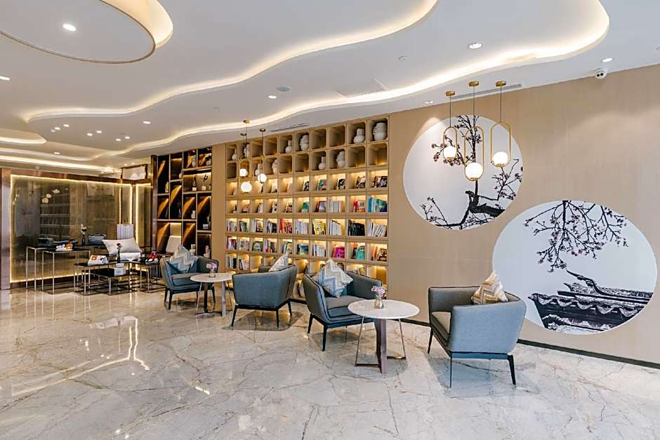 Atour Hotel Kunshan Yongda Commercial Plaza