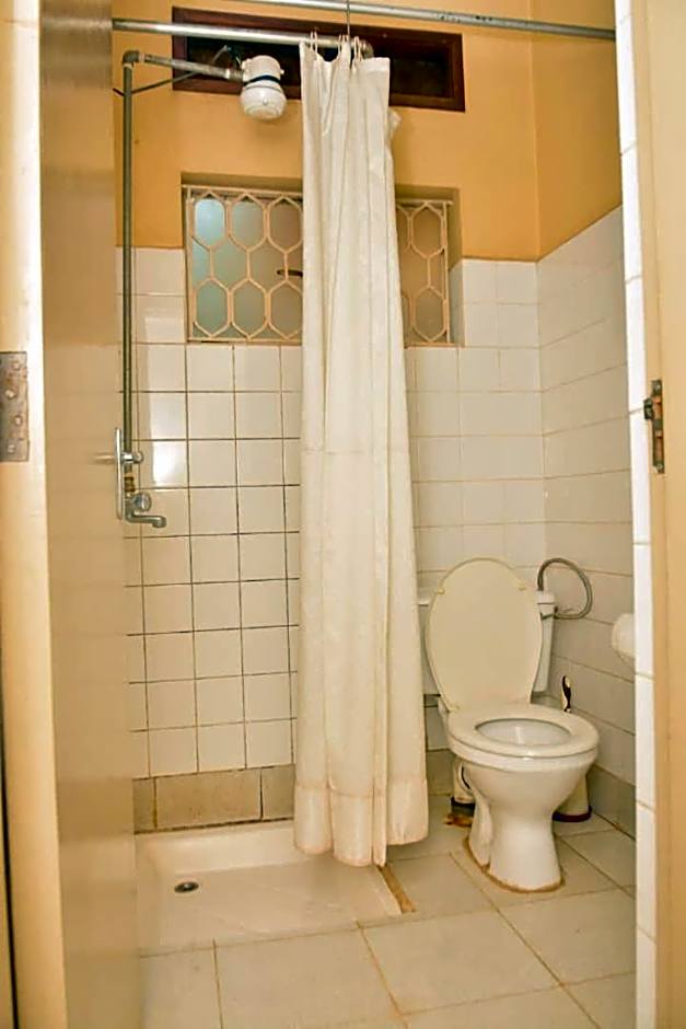 MAKERERE UNIVERSITY GUEST HOUSE