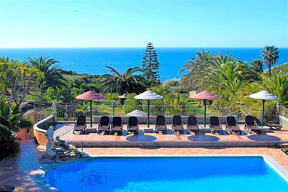Quinta do Mar - Country & Sea Village