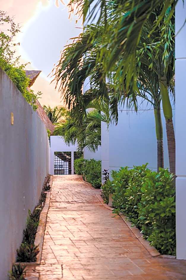 Azulea Isla Mujeres Hotel