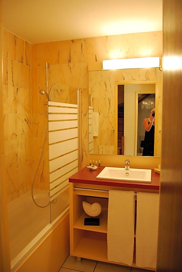 Lagrange Grand Bleu Vacances – Résidence Les Jardins de Neptune