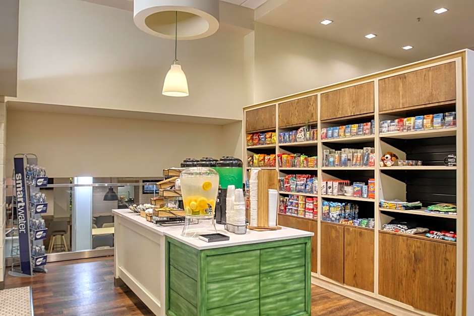 Holiday Inn & Suites Atlanta Airport North By IHG