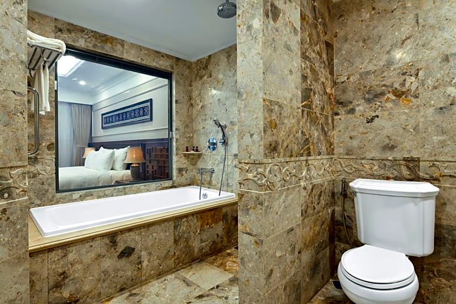 Photo 1 of 5 of Junior Suite