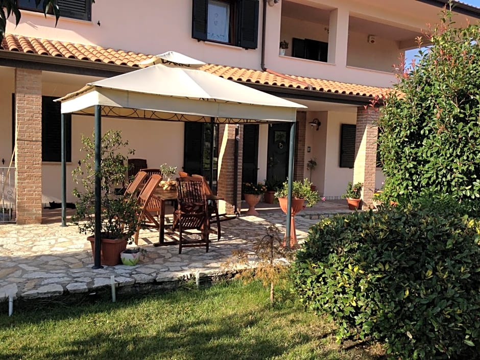 Cherry House Bed&Breakfast