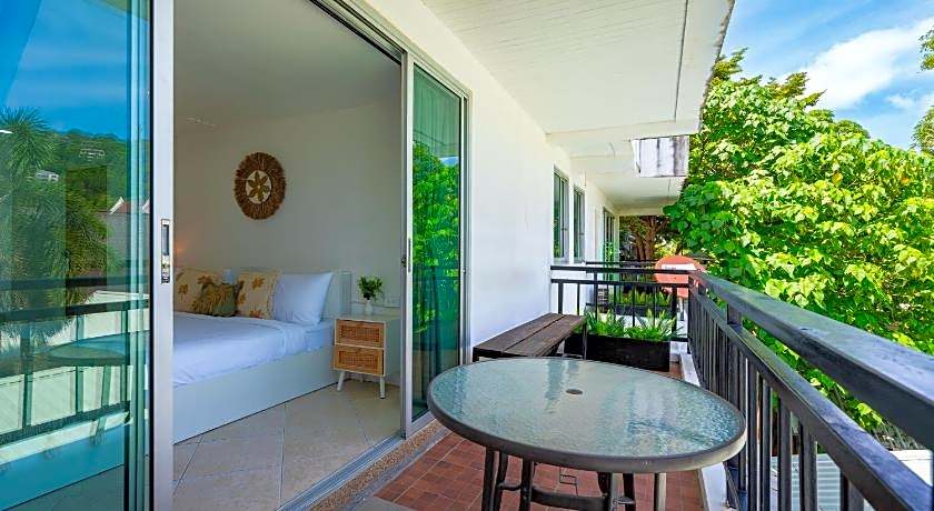 Kata Station Boutique Hotel, Kata Beach