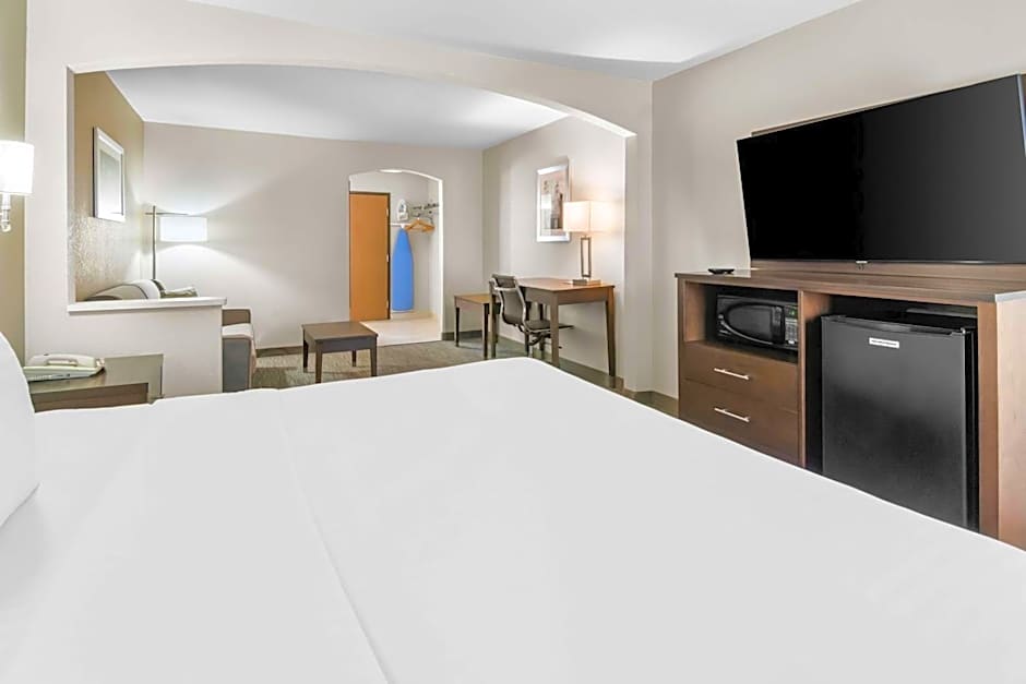 Best Western Abilene Inn And Suites