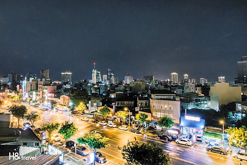 Tainan Haian Art Apartment