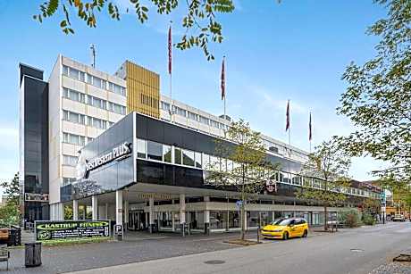 Best Western Plus Airport Hotel