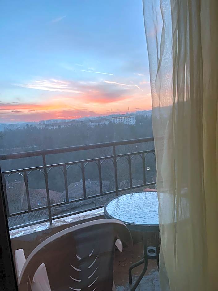 HOTEL BOLYARI