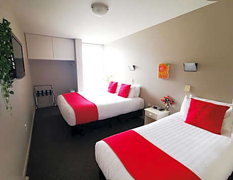 One-Bedroom King Suite