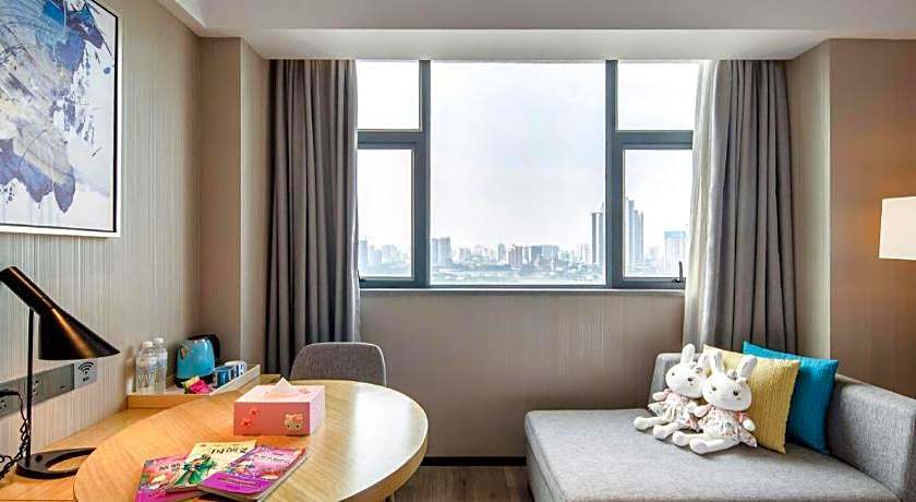 Echarm Hotel Nanning Chaoyang Square River View