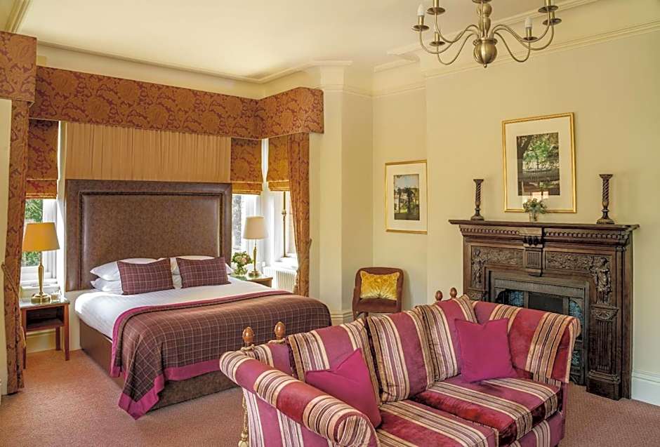 Macdonald Kilhey Court Hotel