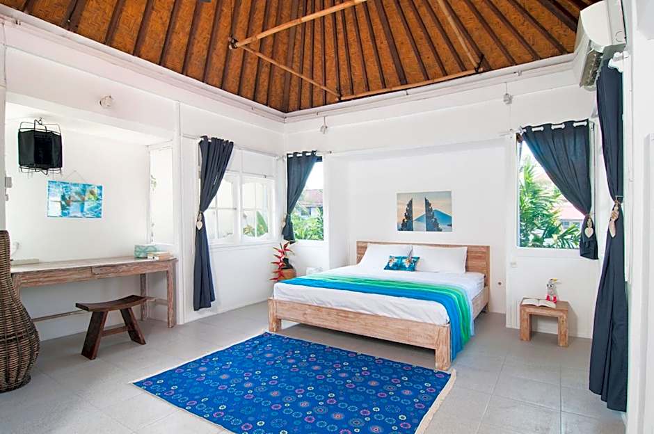 New! Walk To Seminyak Beach, Cafes, All Else