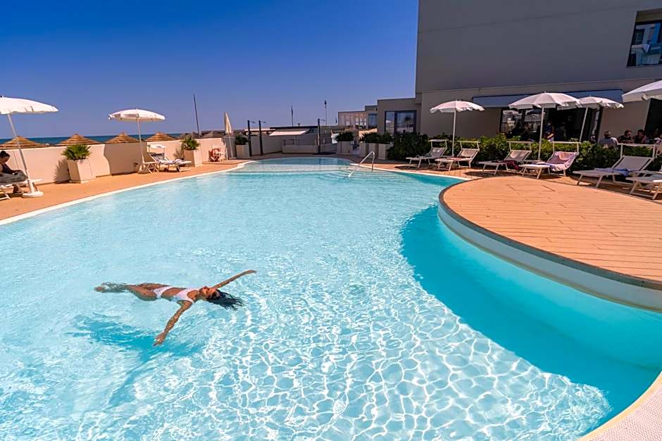 Nautilus Family Hotel