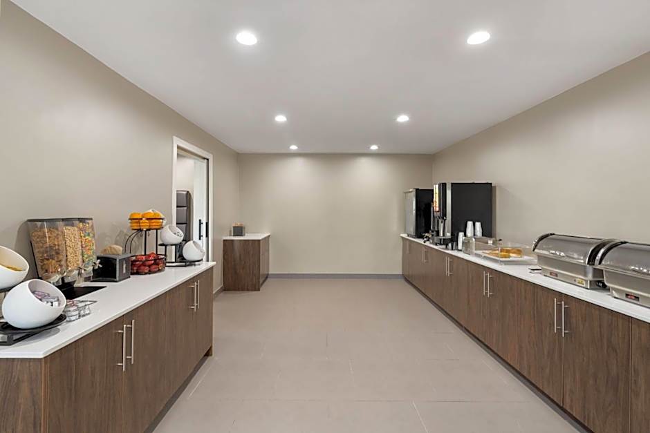Hawthorn Extended Stay by Wyndham Jackson