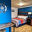 Riverboat Inn & Suites