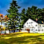 Wolf Cove Inn