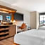 Cambria Hotel Denver Downtown RiNo
