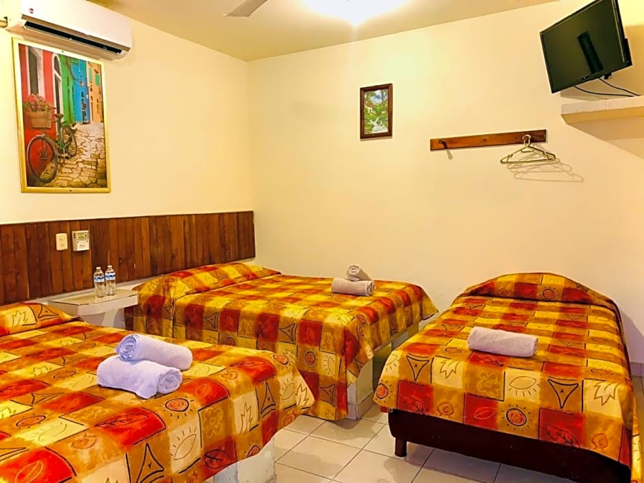 Hotel Sociedad y Maristas