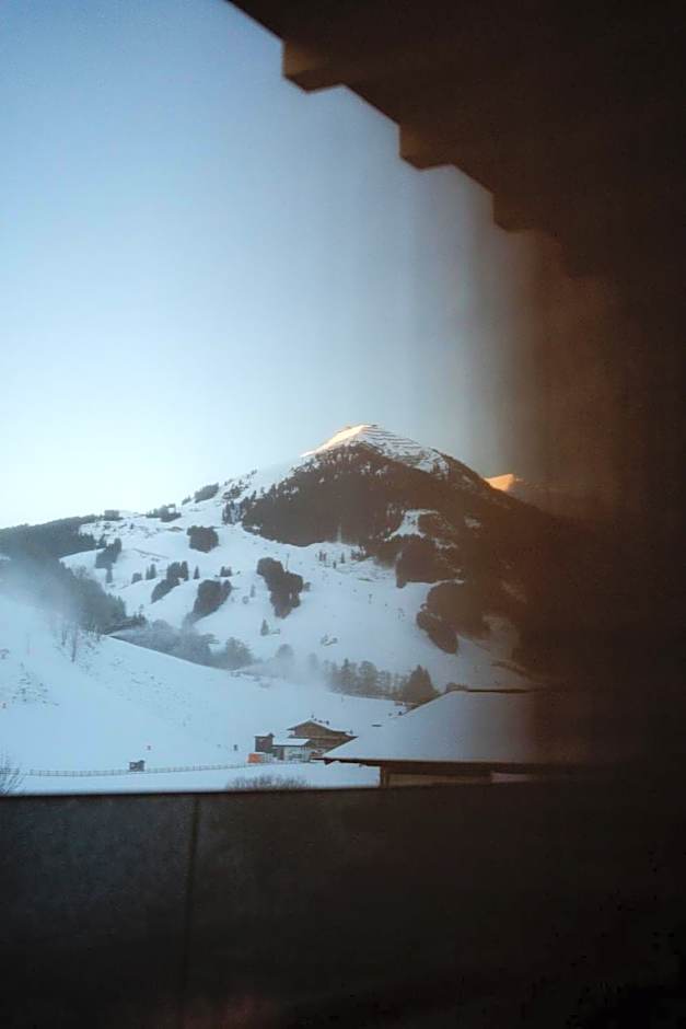 LH Suites Aparthotel - NEW since 2025