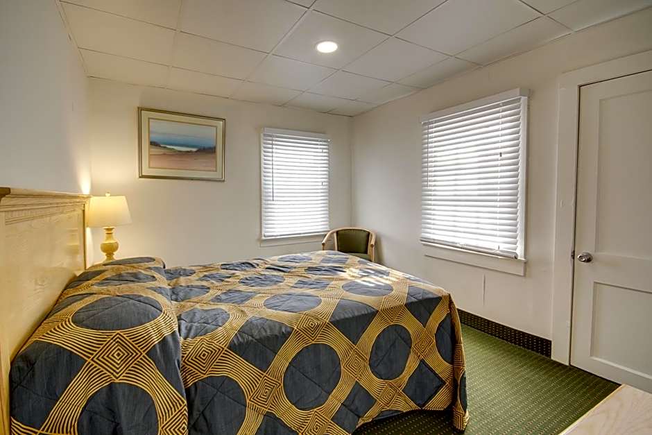 Empress Motel