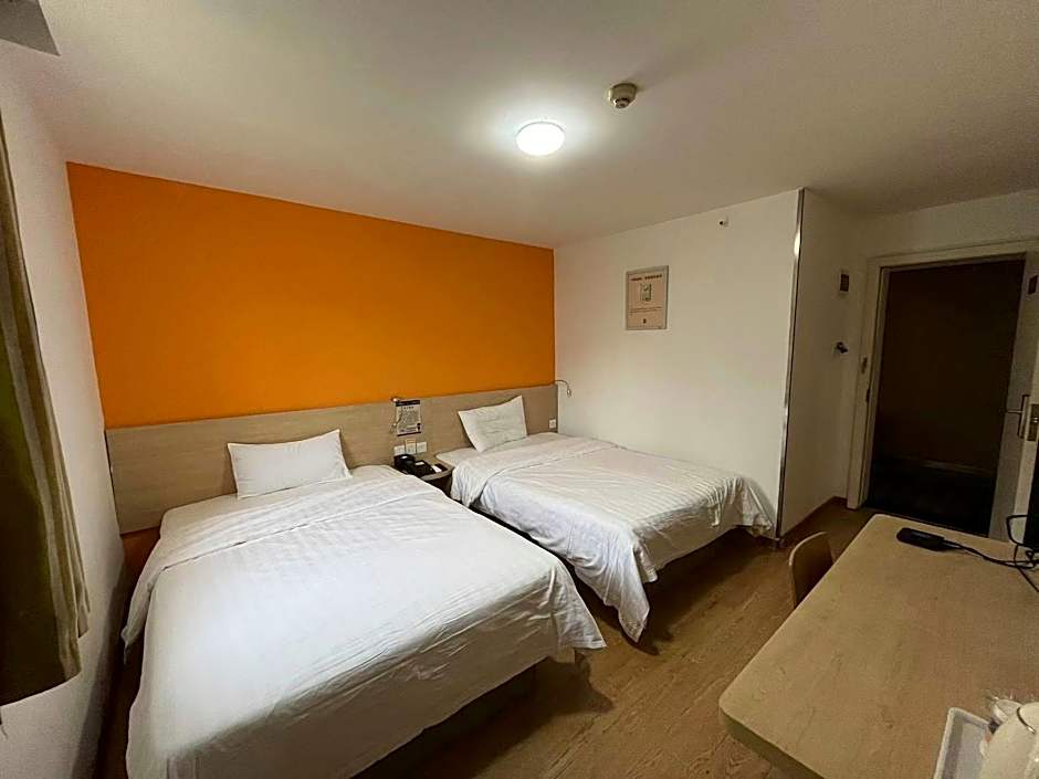 7 Days Inn Kunming Juhua Overpass Dongjiao Road Metro Station