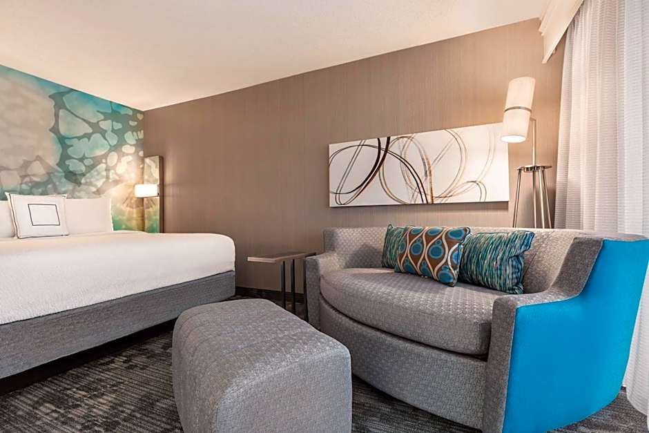 Courtyard by Marriott Topeka