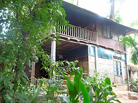 Bhakti Kutir Huts