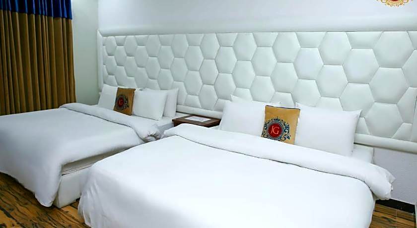 Jumeirah Gold Hotel Naran