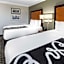 La Quinta Inn & Suites by Wyndham Buena Park