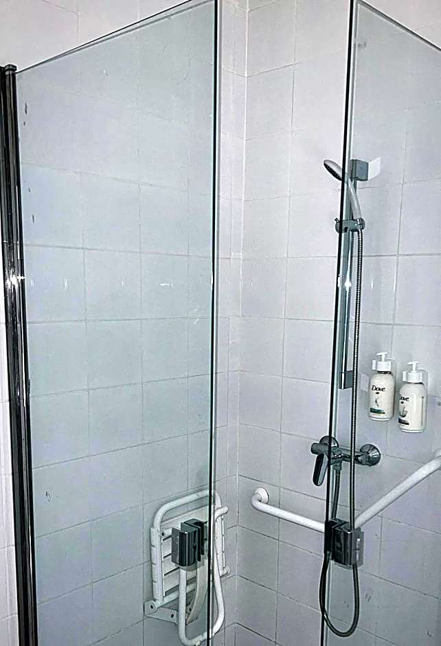 Premiere Classe Annecy Ouest - Cran Gevrier