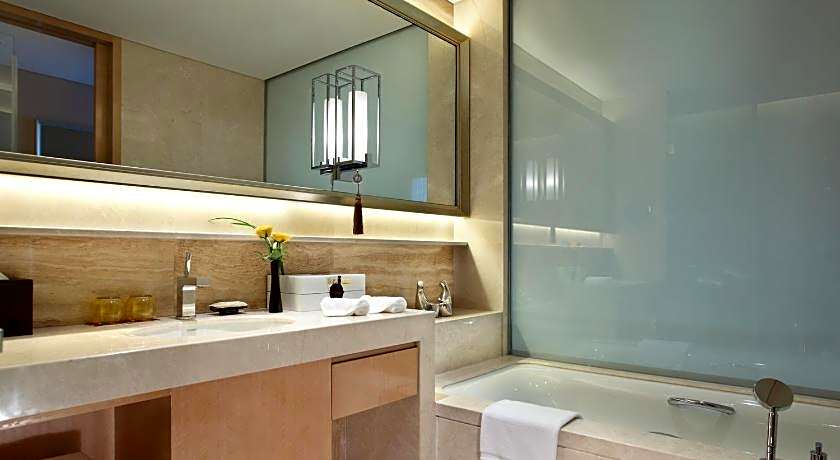 Sheraton Wuxi Binhu Hotel