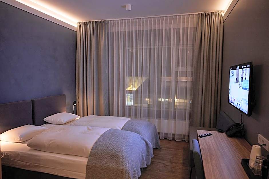 Photo 1 of 13 of Double Room