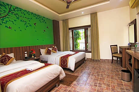 Superior Triple Room