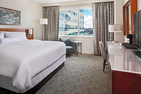 Club, Club lounge access, Guest room, 1 King