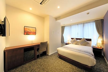 Standard Semi-Double Room Non-Smoking