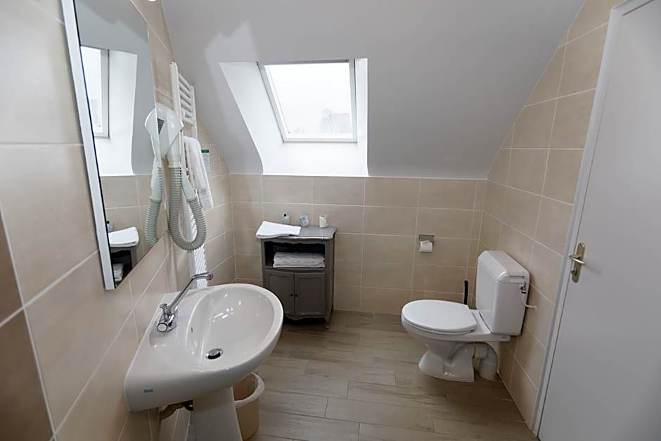 Contact Hôtel - Hôtel Le Lion d'Or Lamballe