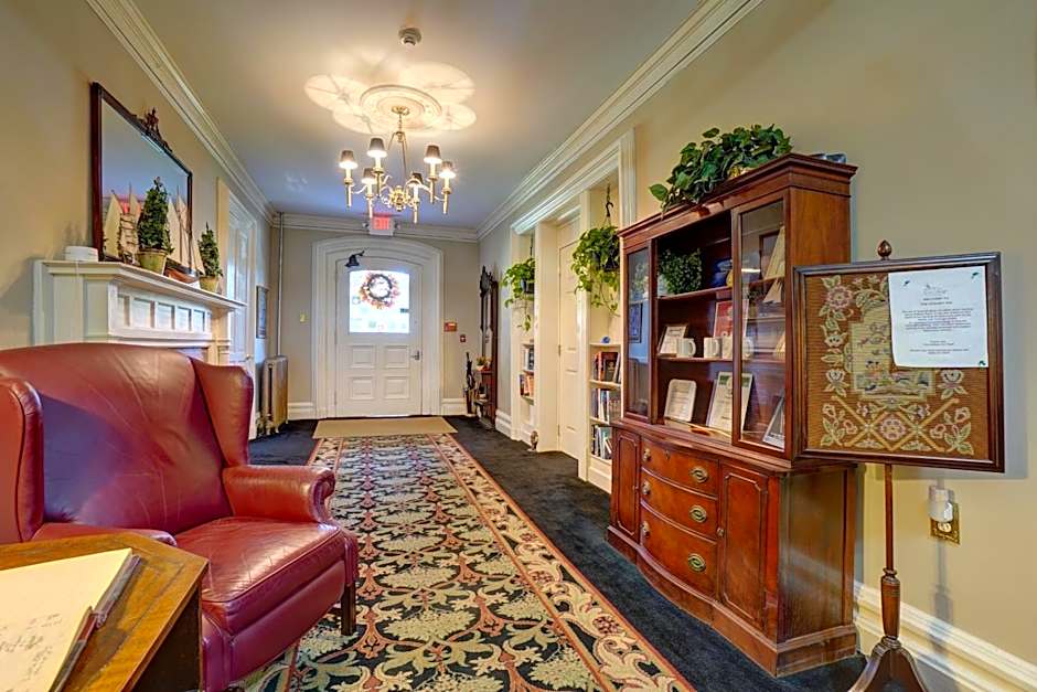 DeBary Inn
