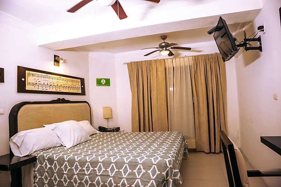 Hotel Clara Luna