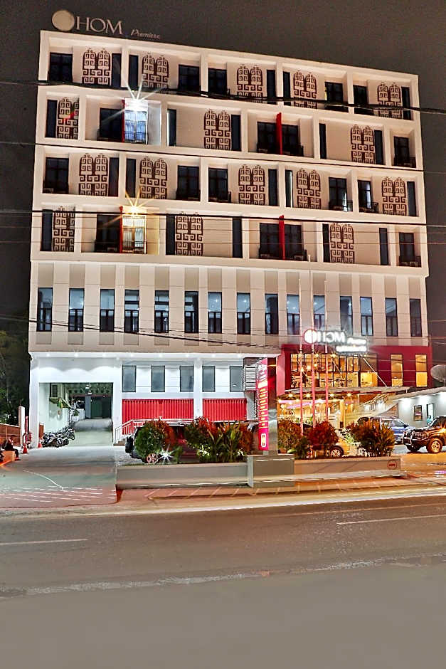 @Hom Premiere Abepura