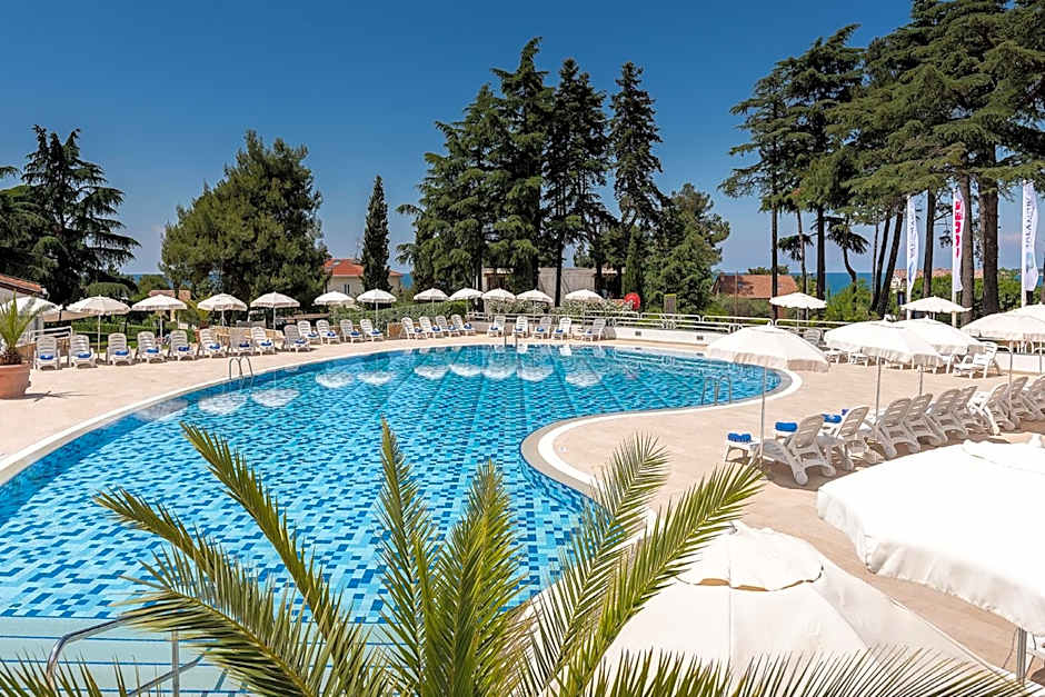Valamar Pinia Hotel