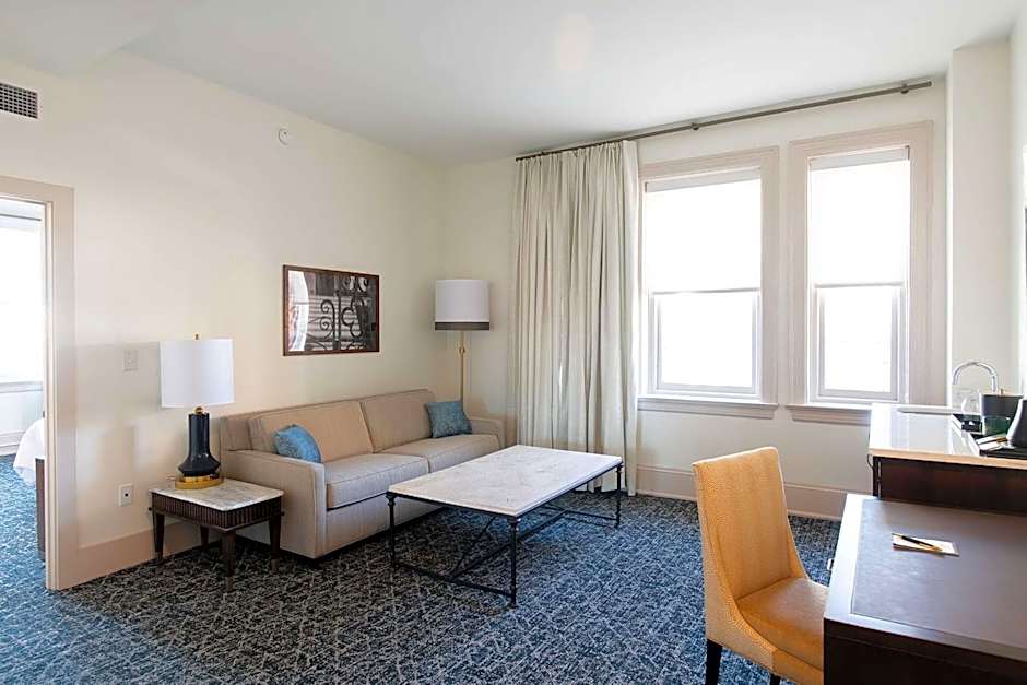 Hotel Petersburg, Tapestry Collection By Hilton