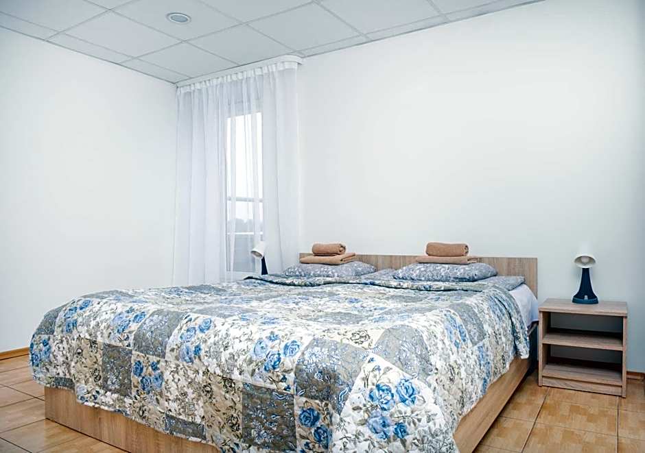 KAUNO JACHTKLUBAS Baltosios Burės